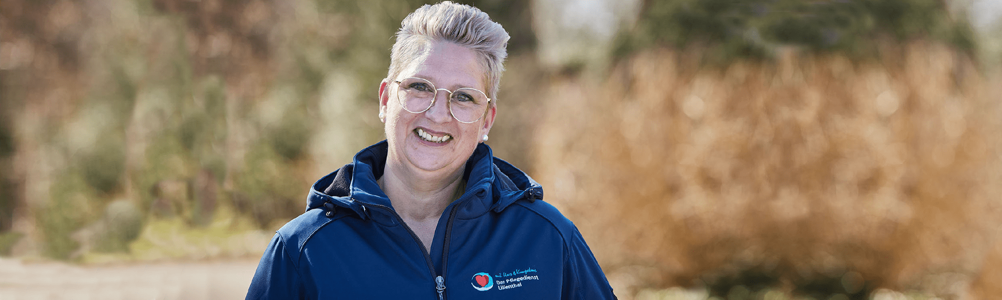 QuereinsteigerIn als Pflegehilfskraft mit dem Aufruf „Mach's wie ich!“